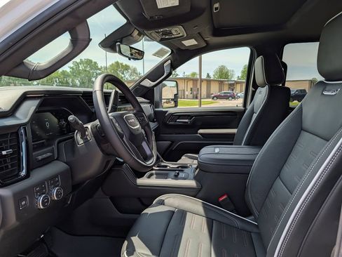New 2026 GMC Sierra 2500 AT4X AWD/4WD image 41