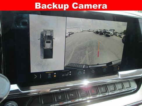 Used 2024 Chevrolet Silverado 2500 ZR2 w/ Technology Package AWD/4WD image 16