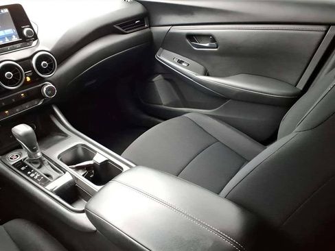 Used 2024 Nissan Sentra S image 12