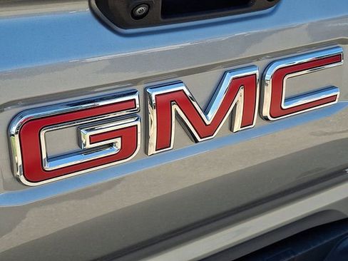 Used 2024 GMC Canyon AT4X w/ AT4X AEV Edition AWD/4WD image 26