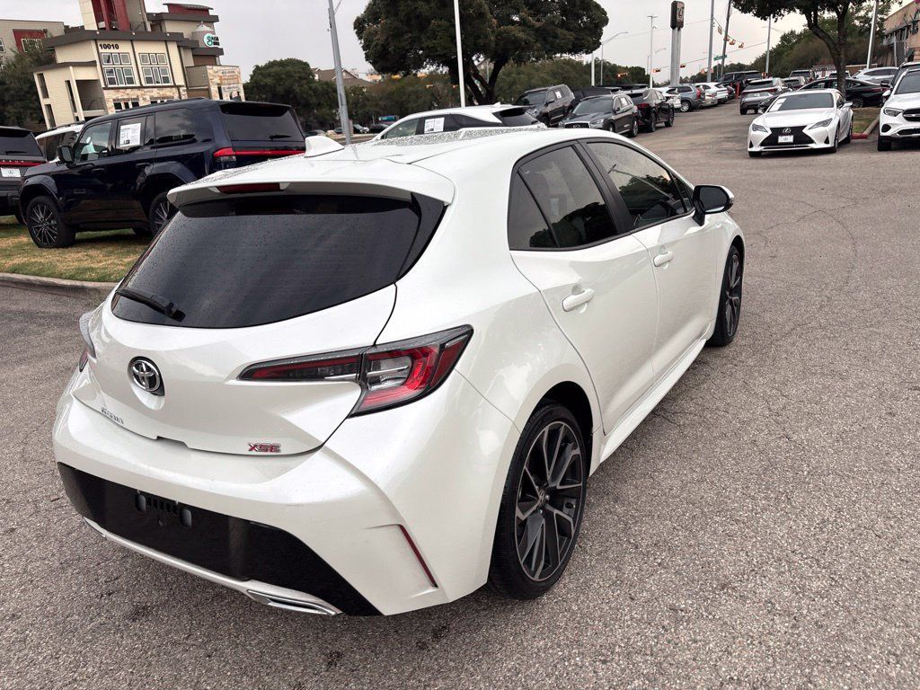 Used 2019 Toyota Corolla XSE FWD image 5