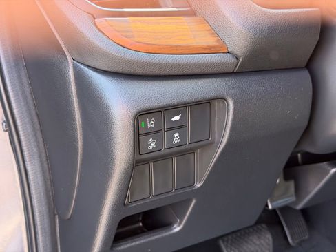 Used 2021 Honda CR-V Touring image 15