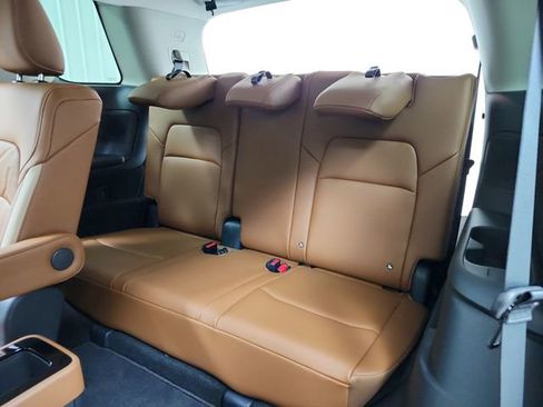 New 2026 Nissan Pathfinder Platinum image 44