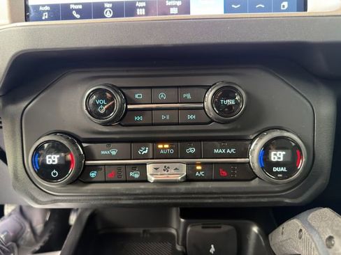 Used 2025 Ford Bronco Outer Banks w/ Sasquatch Package AWD/4WD image 33