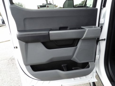 Used 2024 Ford F550 4x4 Crew Cab Super Duty w/ XLT Value Package image 30