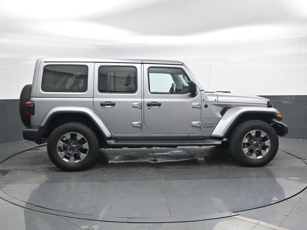 Used 2020 Jeep Wrangler Unlimited Sahara AWD/4WD image 3