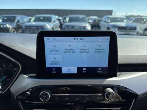 Used 2022 Ford Escape SEL image 19