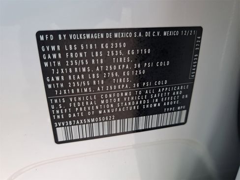 Used 2022 Volkswagen Tiguan SE image 41