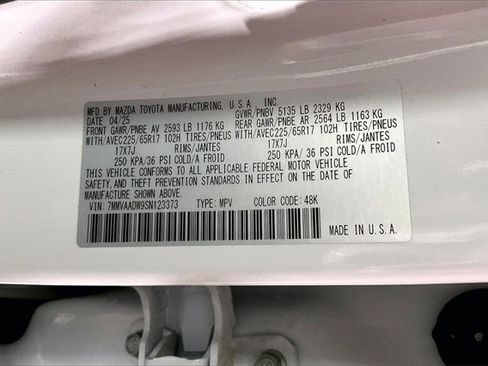 Certified 2025 MAZDA CX-50 AWD 2.5 Hybrid w/ Premium Pkg image 35