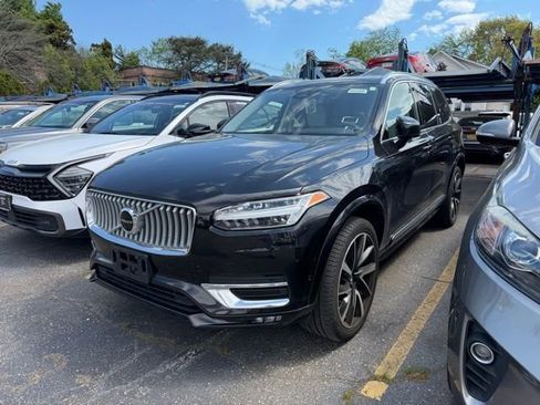 Certified 2023 Volvo XC90 B6 Plus AWD/4WD image 1