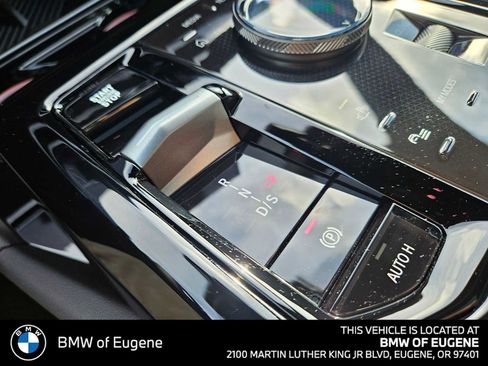 New 2026 BMW 530i xDrive w/ Premium Package image 31