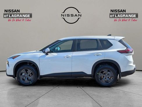 New 2026 Nissan Rogue SV AWD/4WD image 8