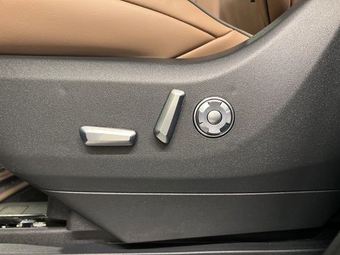 New 2026 Lincoln Navigator Black Label AWD/4WD image 32