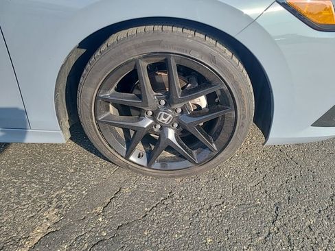 Used 2024 Honda Civic Sport image 7