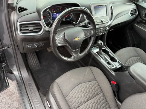 Used 2021 Chevrolet Equinox LT FWD image 12