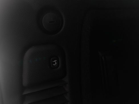 Used 2016 Dodge Durango Limited w/ Premium Group image 19