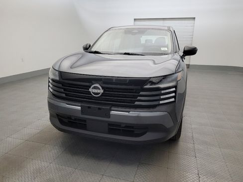 Used 2025 Nissan Kicks S w/ Charging Package FWD image 15