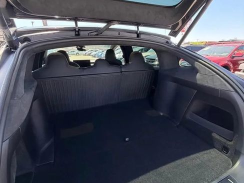 Used 2025 Tesla Model X AWD/4WD image 11