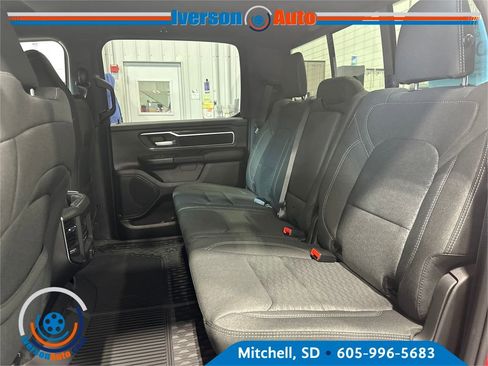 New 2026 RAM 1500 4x4 Crew Cab image 26