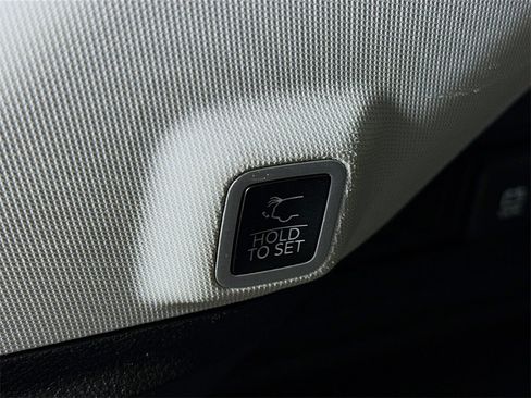 Used 2022 Jeep Grand Cherokee Limited 4xe w/ Luxury Tech Group II image 33