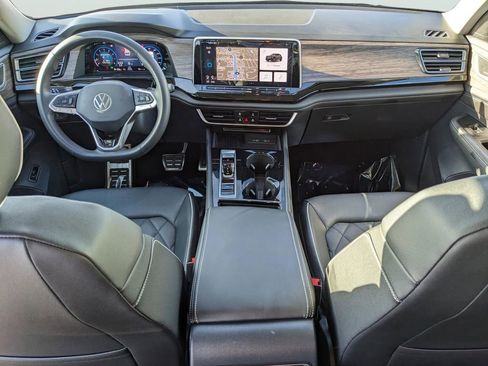 Used 2025 Volkswagen Atlas SEL Premium R-Line AWD/4WD image 13