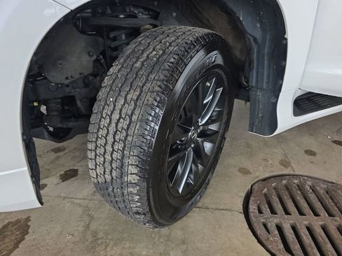 Certified 2022 Lexus GX 460 Premium AWD/4WD image 33