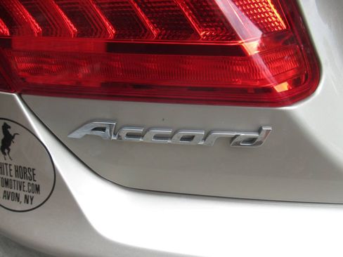 Used 2015 Honda Accord EX-L image 13
