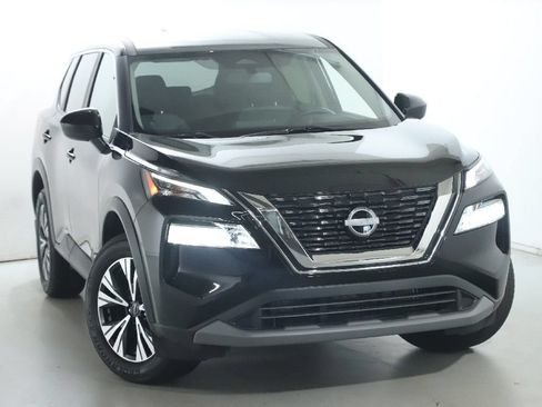 Certified 2023 Nissan Rogue SV AWD/4WD image 2