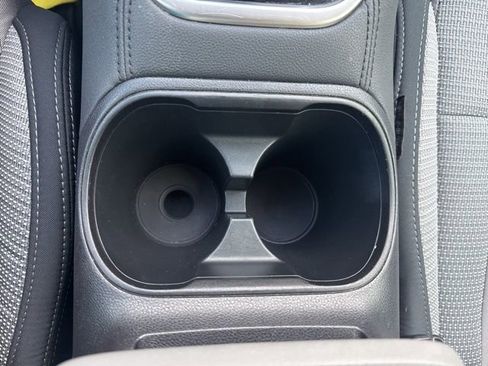 Used 2025 Subaru Outback Premium image 35