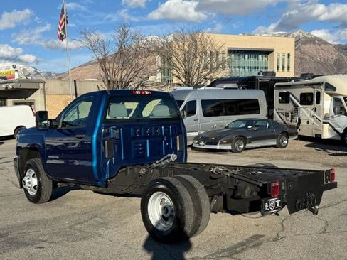 Used 2019 Chevrolet Silverado 3500 W/T w/ WT Convenience Package image 8