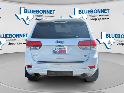 Used 2017 Jeep Grand Cherokee Overland AWD/4WD image 6