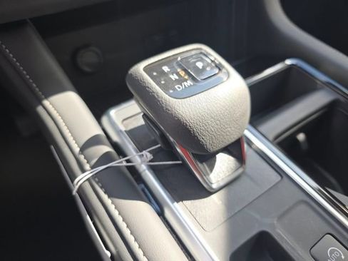 New 2026 Nissan Pathfinder SV image 32