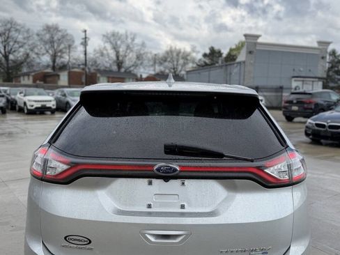 Used 2018 Ford Edge Titanium AWD/4WD image 6
