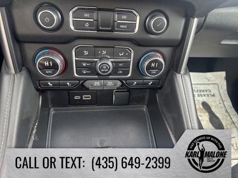 Used 2024 Chevrolet Suburban Z71 AWD/4WD image 16