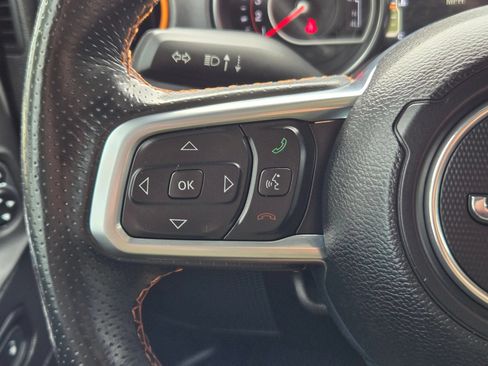 Used 2021 Jeep Gladiator Mojave AWD/4WD image 12