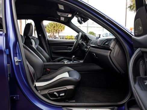 Used 2018 BMW M3 CS w/ Executive Package RWD image 37