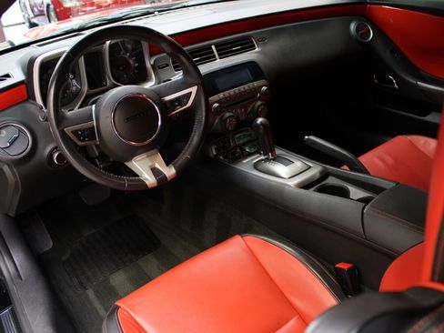 Used 2011 Chevrolet Camaro SS w/ RS Package image 6