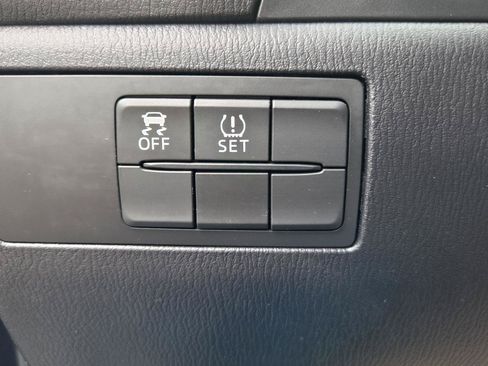 Used 2015 MAZDA MAZDA3 i Sport FWD image 27