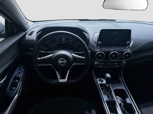 Used 2022 Nissan Sentra SV w/ All-Weather Package FWD image 18