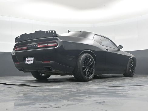 Used 2018 Dodge Challenger T/A image 36