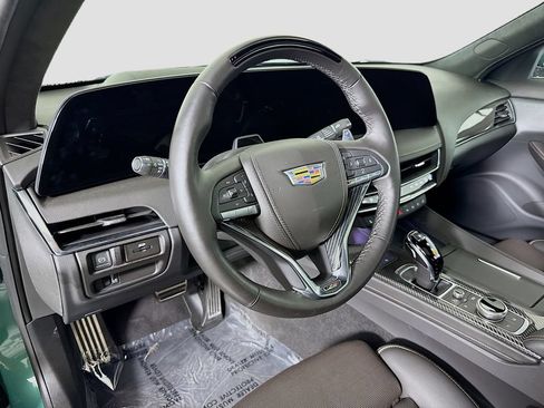 Certified 2025 Cadillac CT5 V w/ Technology Package RWD image 9
