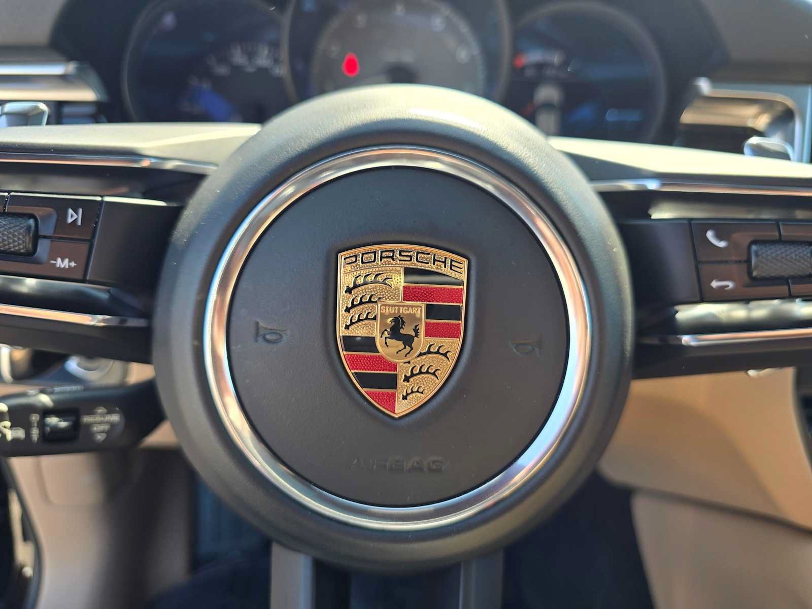 Used 2022 Porsche Macan S AWD/4WD image 25