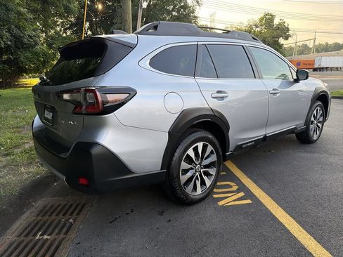 Certified 2023 Subaru Outback Limited AWD/4WD image 8