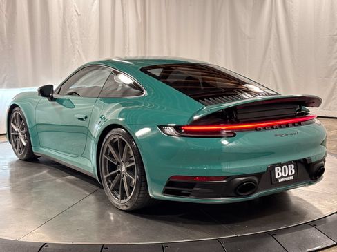 Used 2024 Porsche 911 Carrera T RWD image 9