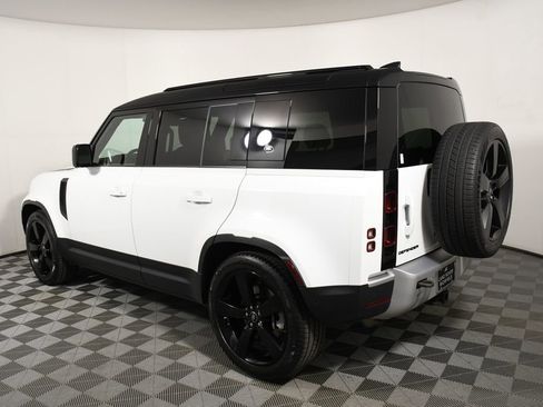 Used 2023 Land Rover Defender 110 S AWD/4WD image 3