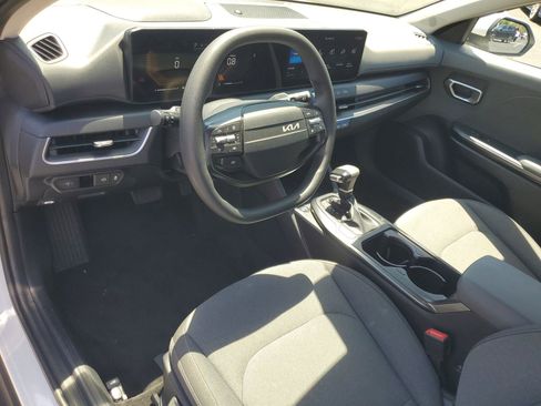 Used 2025 Kia K4 FWD image 6
