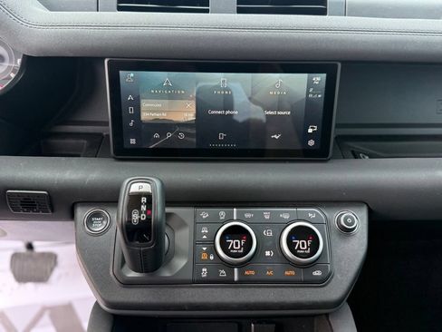 Used 2023 Land Rover Defender 110 X-Dynamic SE AWD/4WD image 26