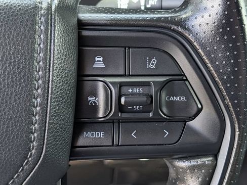 Used 2025 Toyota Tundra SR AWD/4WD image 21