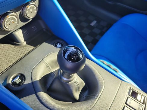 Used 2024 Nissan Z Performance w/ Floor Mat Package RWD image 21
