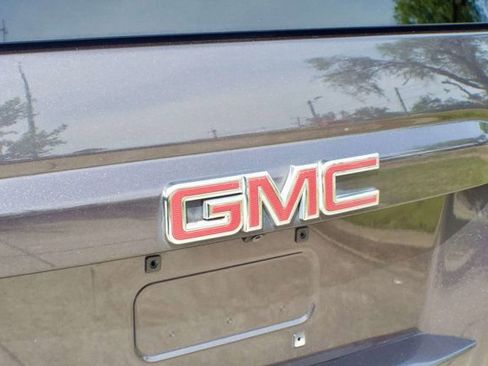 Used 2016 GMC Yukon XL SLT w/ Open Road Package RWD image 9